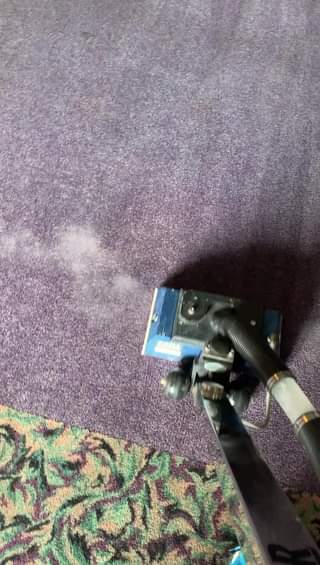 Steam Cleaning Cleaning commercial carpet with the zipper wand. Fort Worth TX